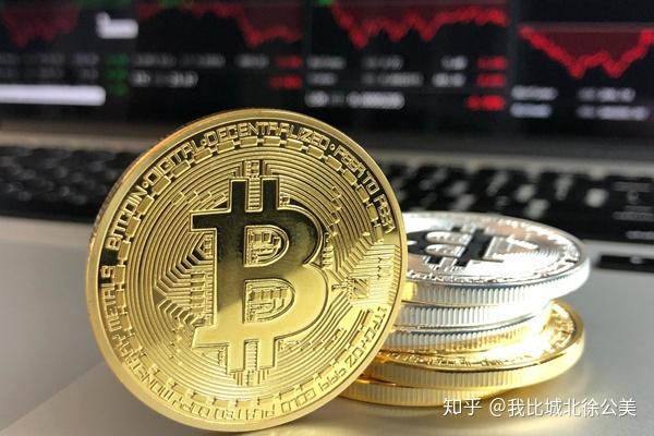 港珠澳大桥海关查获夹藏香烟72.02万支